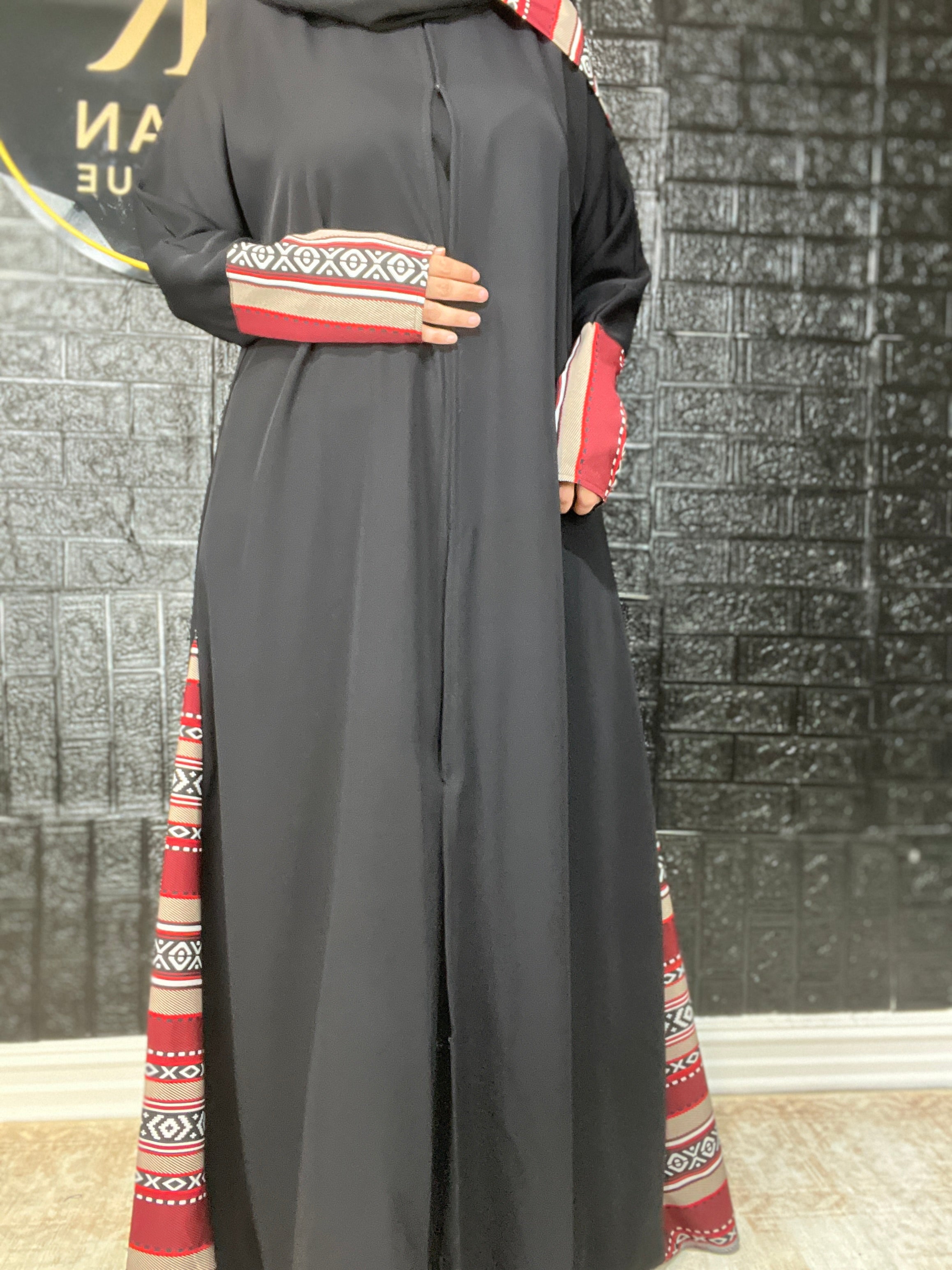 Abaya Suha