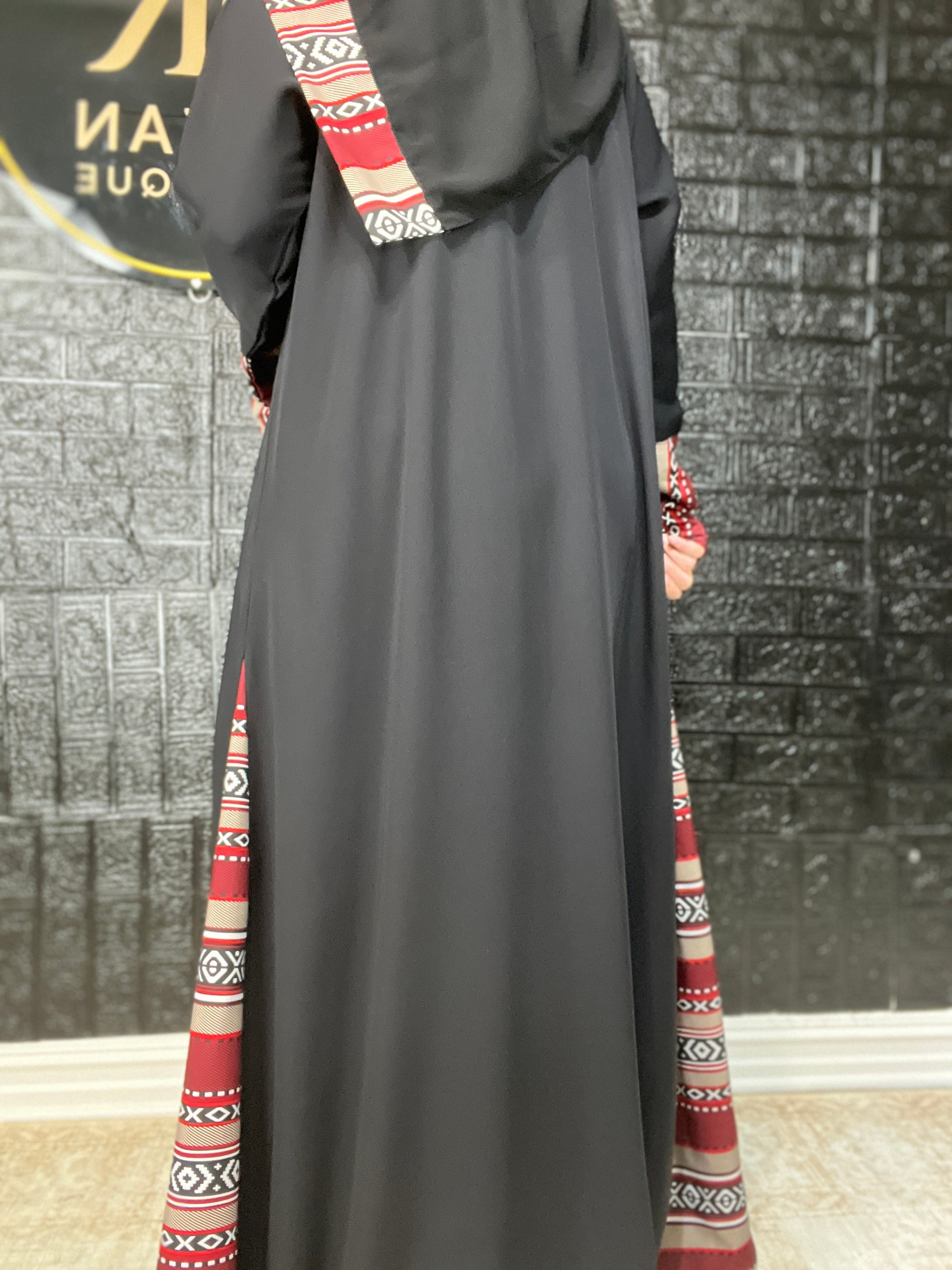 Abaya Suha