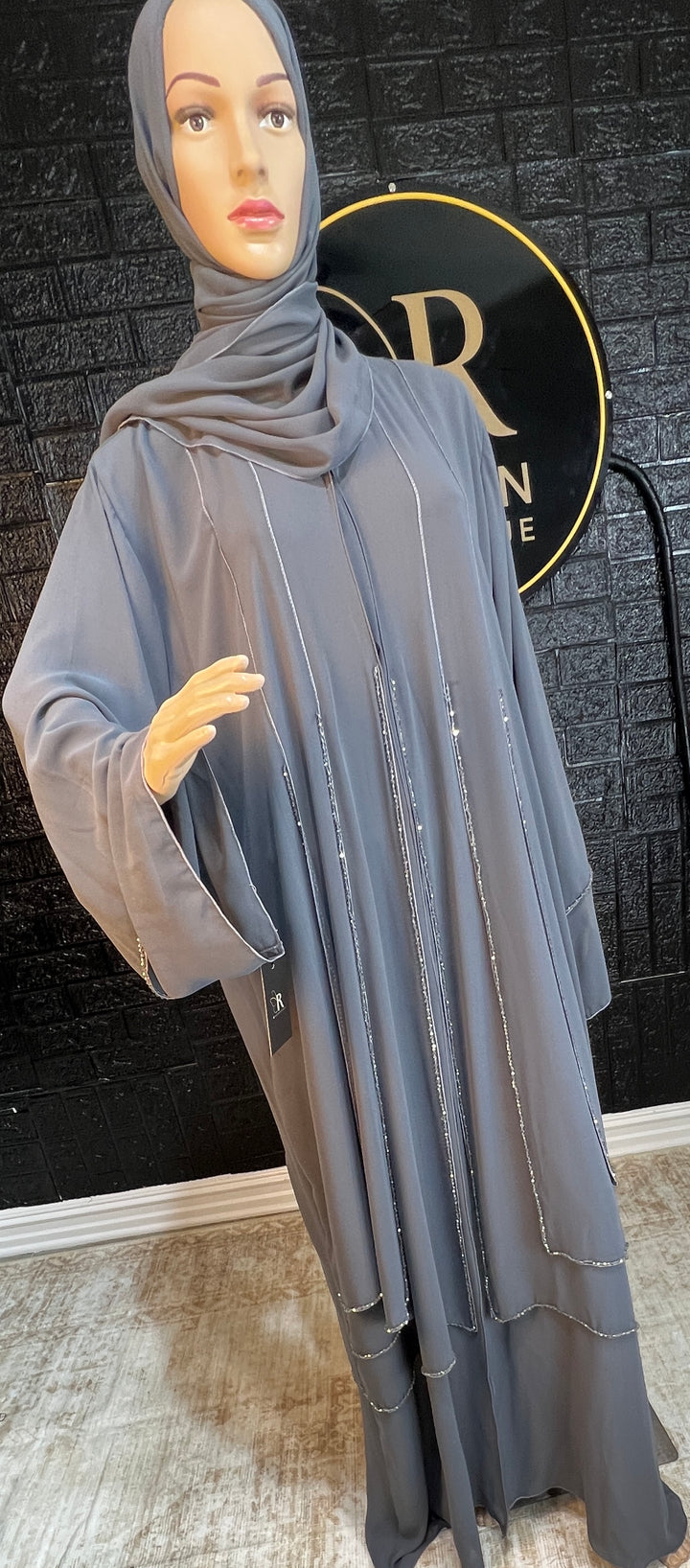 Silver Serenity – Abaya